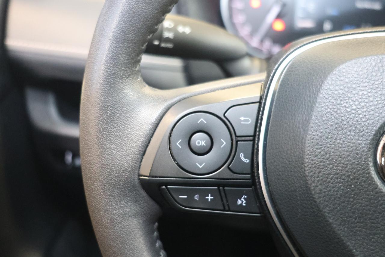 2025 Toyota RAV4 XLE AWD - SUNROOF|CAMERA|BLINDSPOT Photo