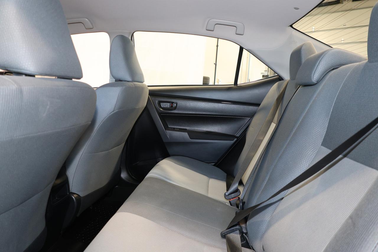 2018 Toyota Corolla - 6SPD MANUAL|BACKUP CAMERA|BLUETOOTH Photo