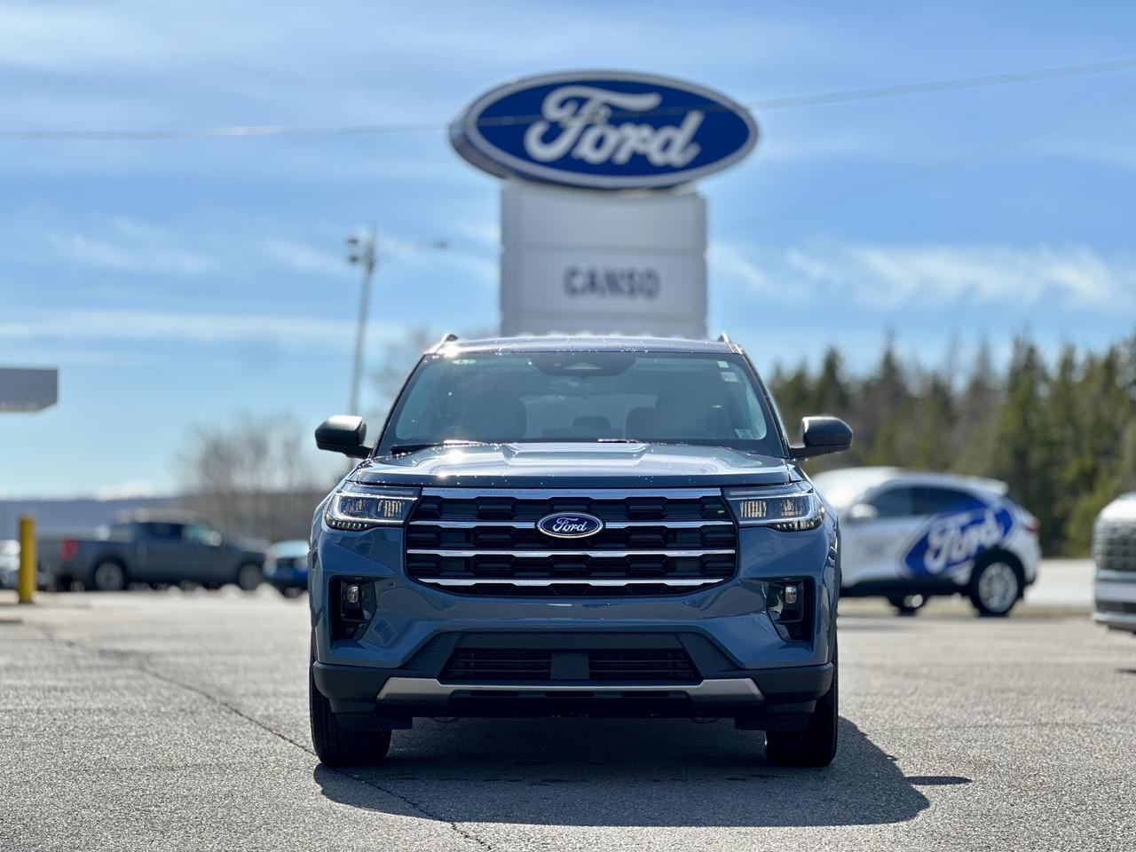 2026 Ford Explorer Active w/200A Pkg 4WD Photo1
