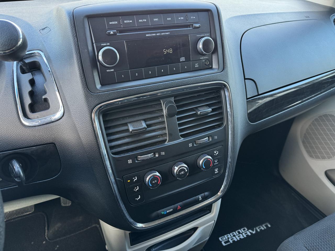 2015 Dodge Grand Caravan SXT Photo