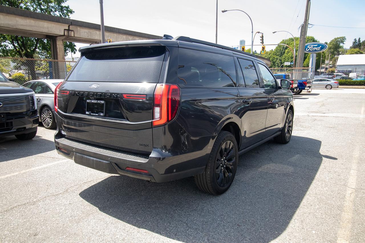 2025 Ford Expedition Platinum Max 4X4 Photo4