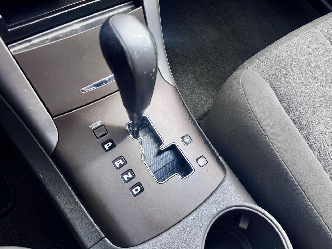 2010 Hyundai Sonata FINANCING AVAILABLE Photo12
