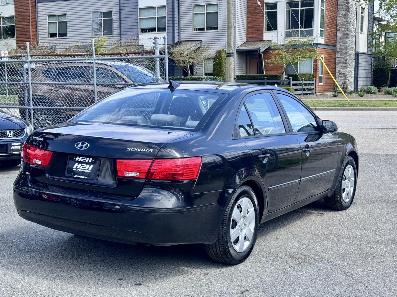2010 Hyundai Sonata FINANCING AVAILABLE Photo5
