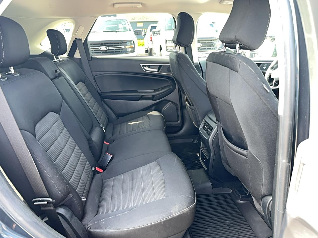 2022 Ford Edge SEL AWD Photo
