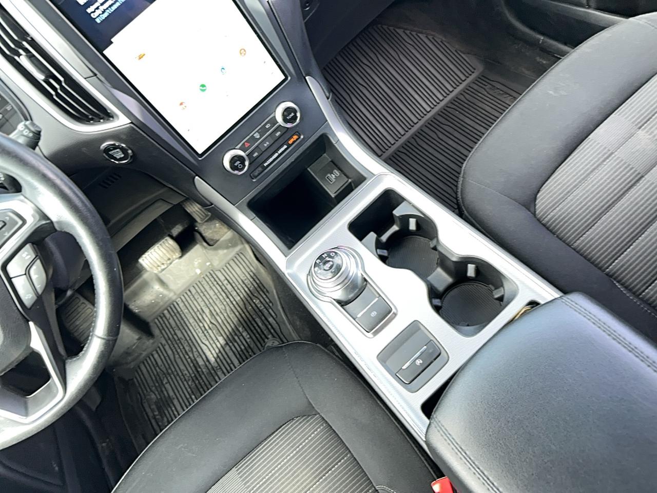 2022 Ford Edge SEL AWD Photo
