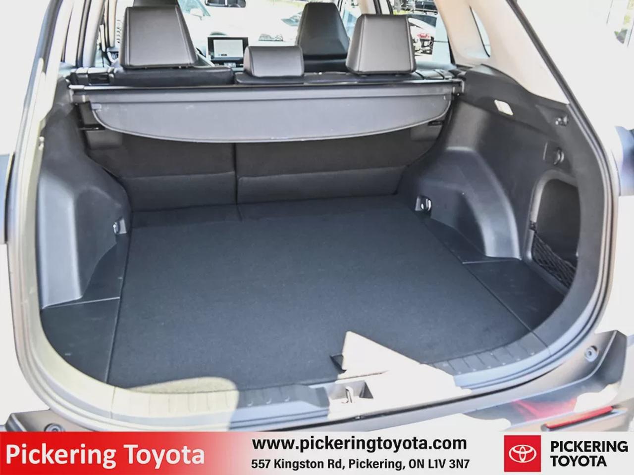 2025 Toyota RAV4 Hybrid XLE Photo
