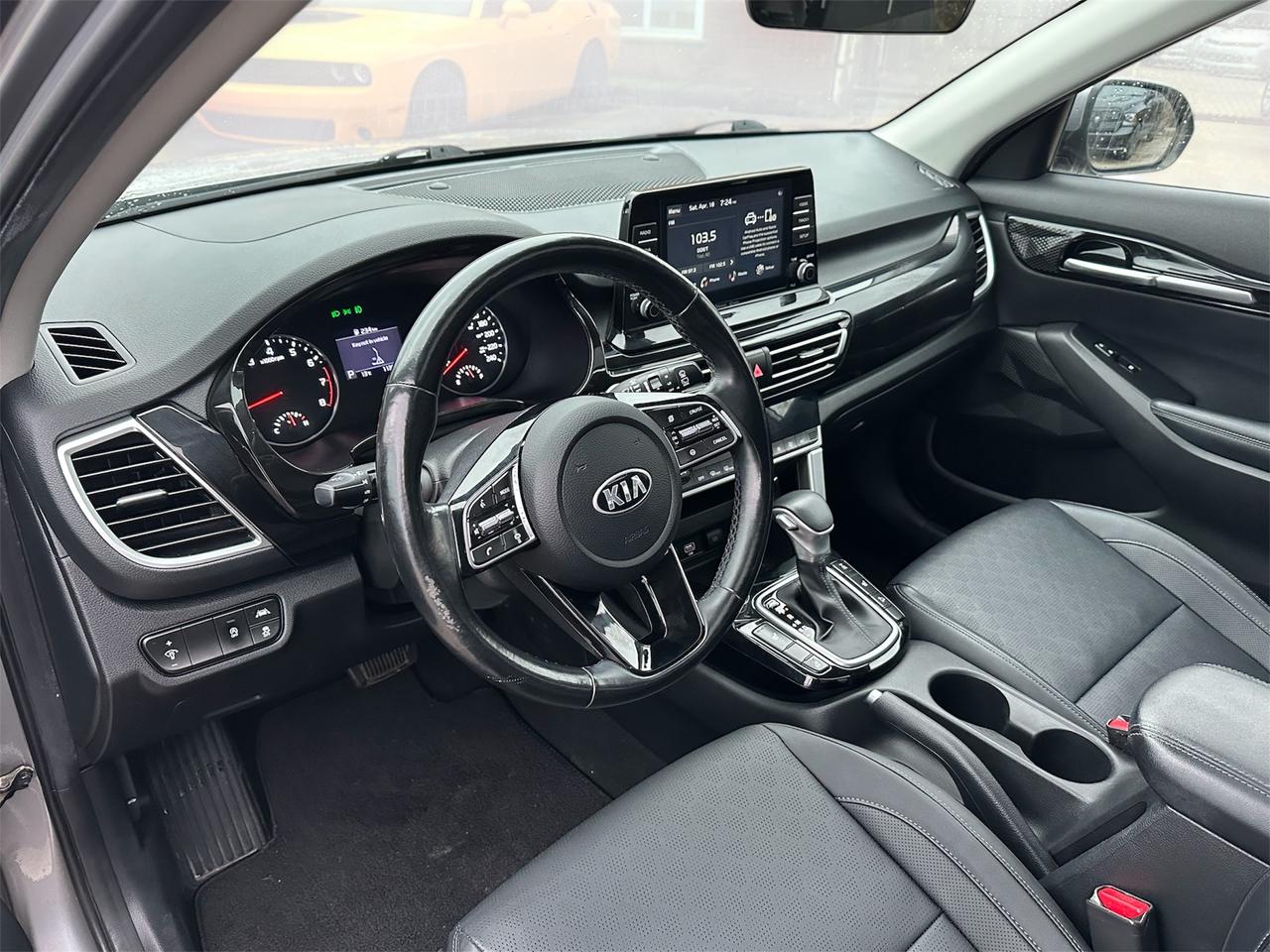 2021 Kia Seltos EX Photo