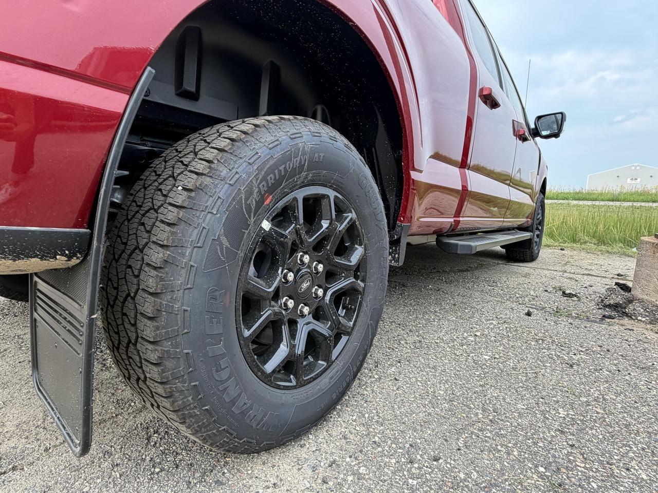 2026 Ford F-150 XLT Up to $10,000 off or 0% Financing (See Dealer For Details) Photo4