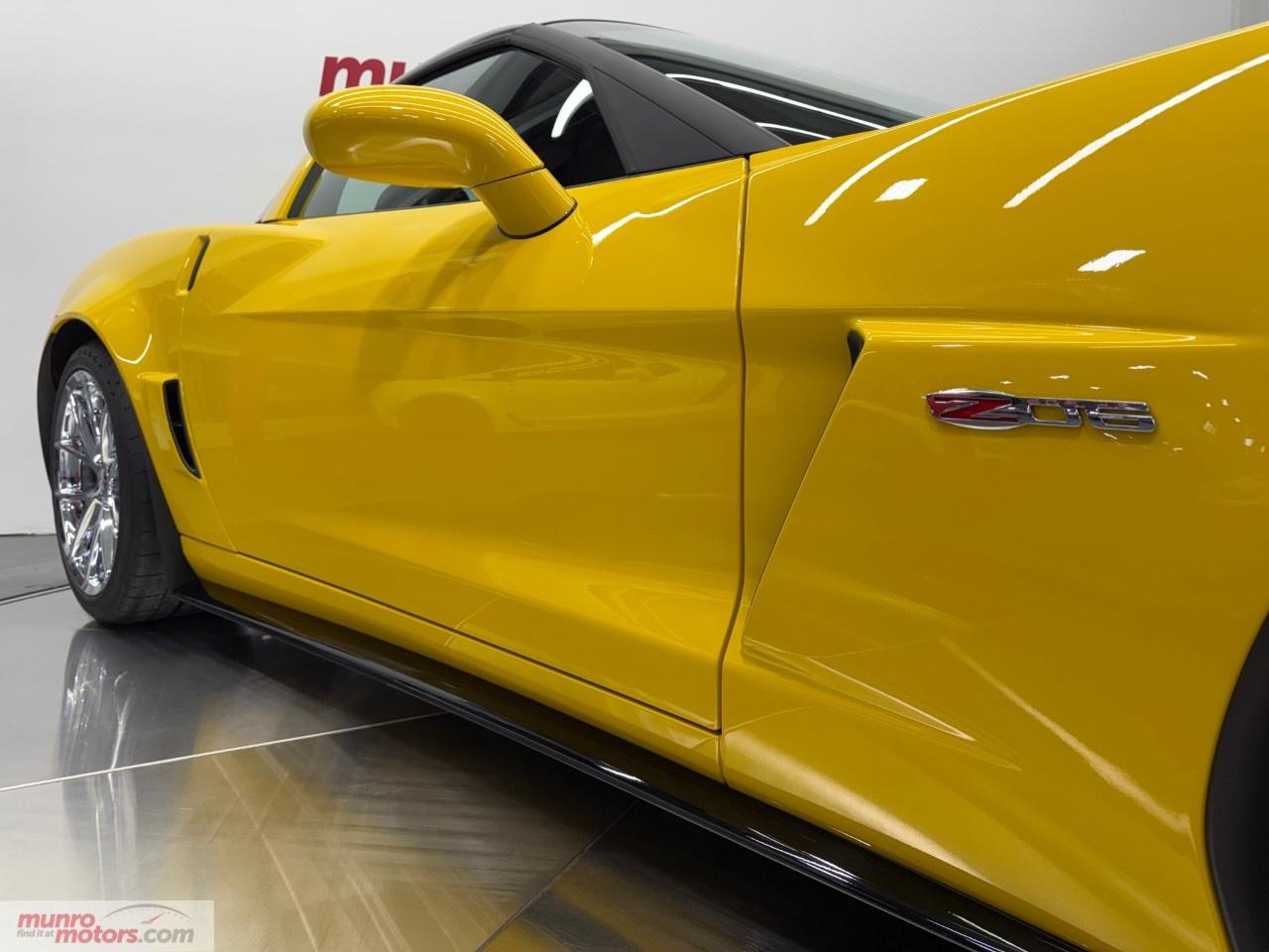 2013 Chevrolet Corvette 2dr Cpe Z06 1LZ Photo