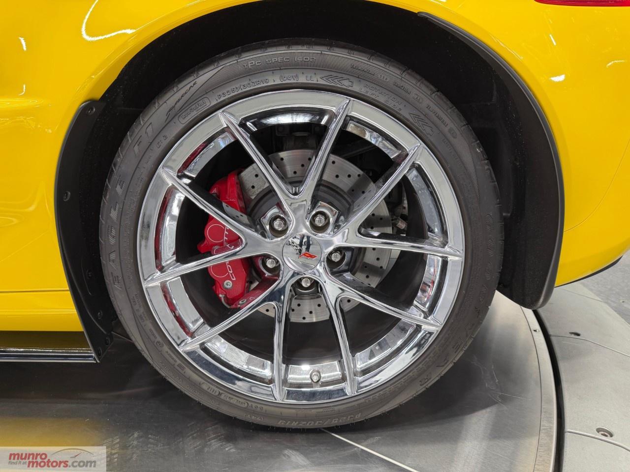 2013 Chevrolet Corvette 2dr Cpe Z06 1LZ Photo