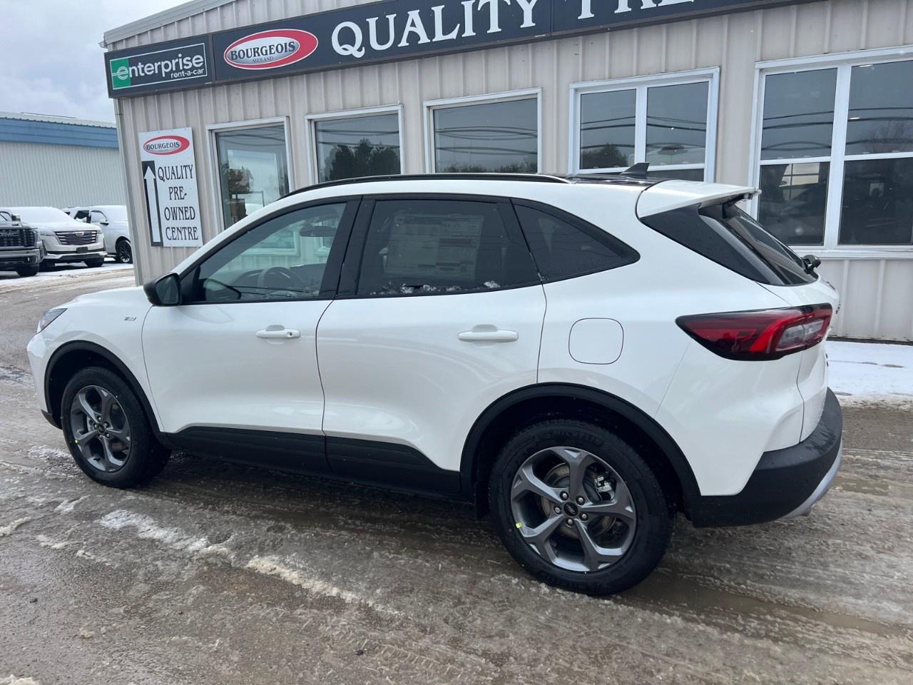 2025 Ford Escape ST-Line AWD Photo