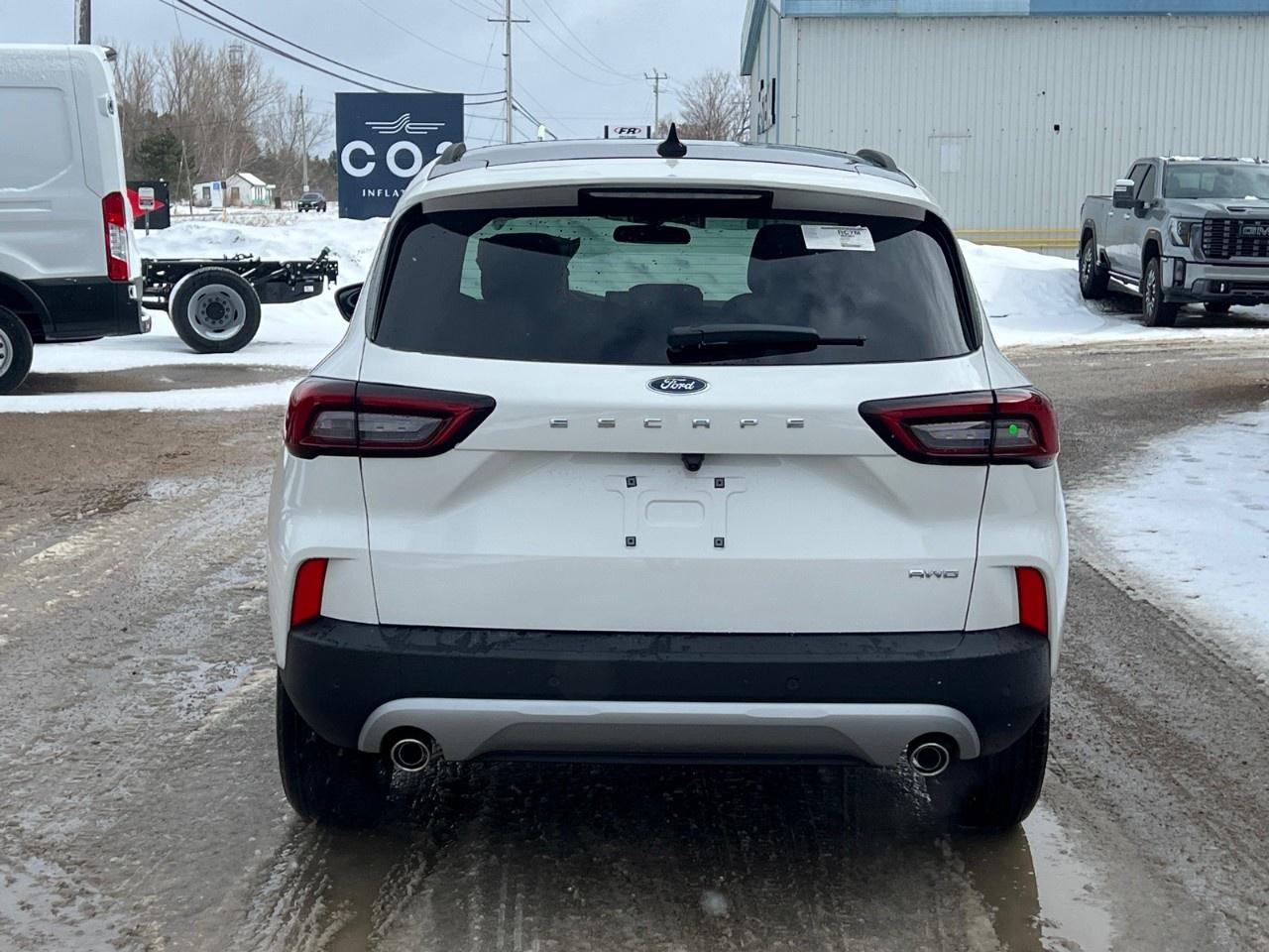 2025 Ford Escape ST-Line AWD Photo