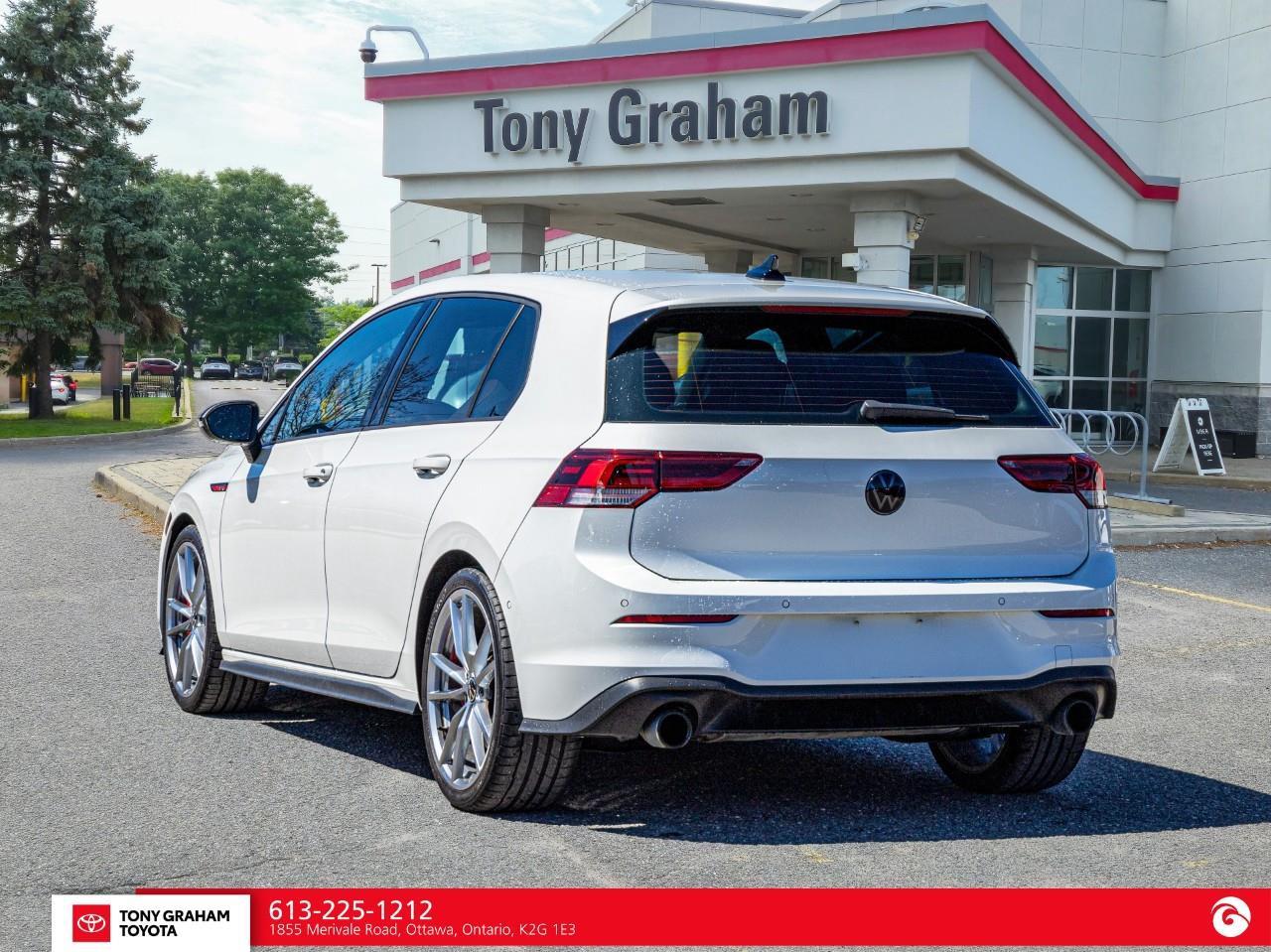 2022 Volkswagen Golf GTI Performance Photo3