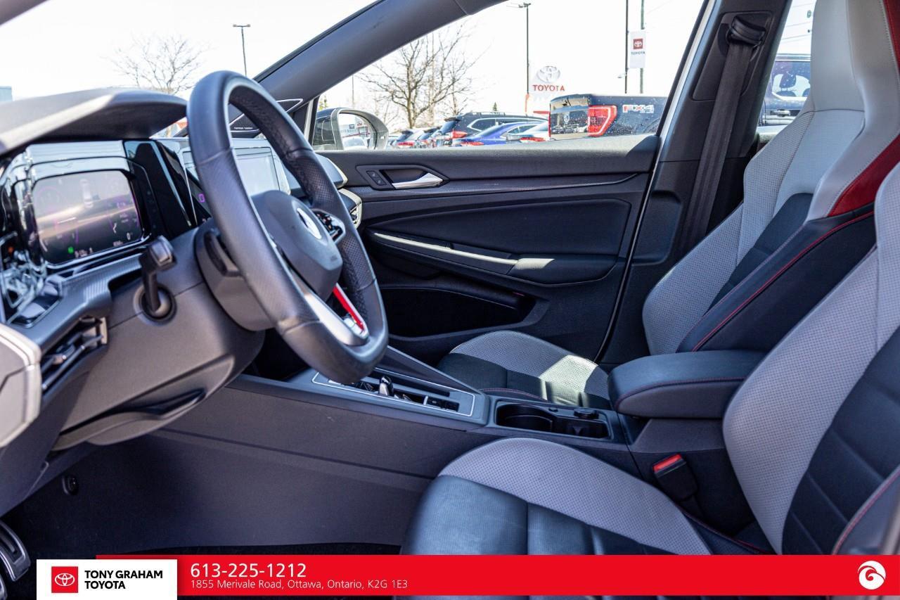 2022 Volkswagen Golf GTI Performance Photo