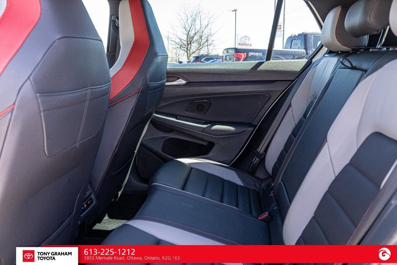 2022 Volkswagen Golf GTI Performance Photo