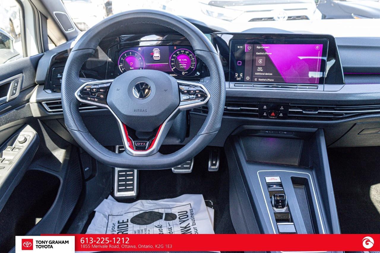2022 Volkswagen Golf GTI Performance Photo