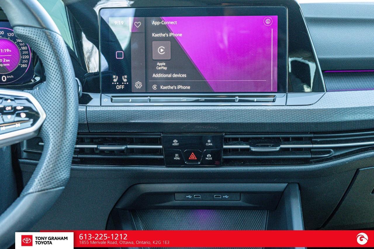 2022 Volkswagen Golf GTI Performance Photo