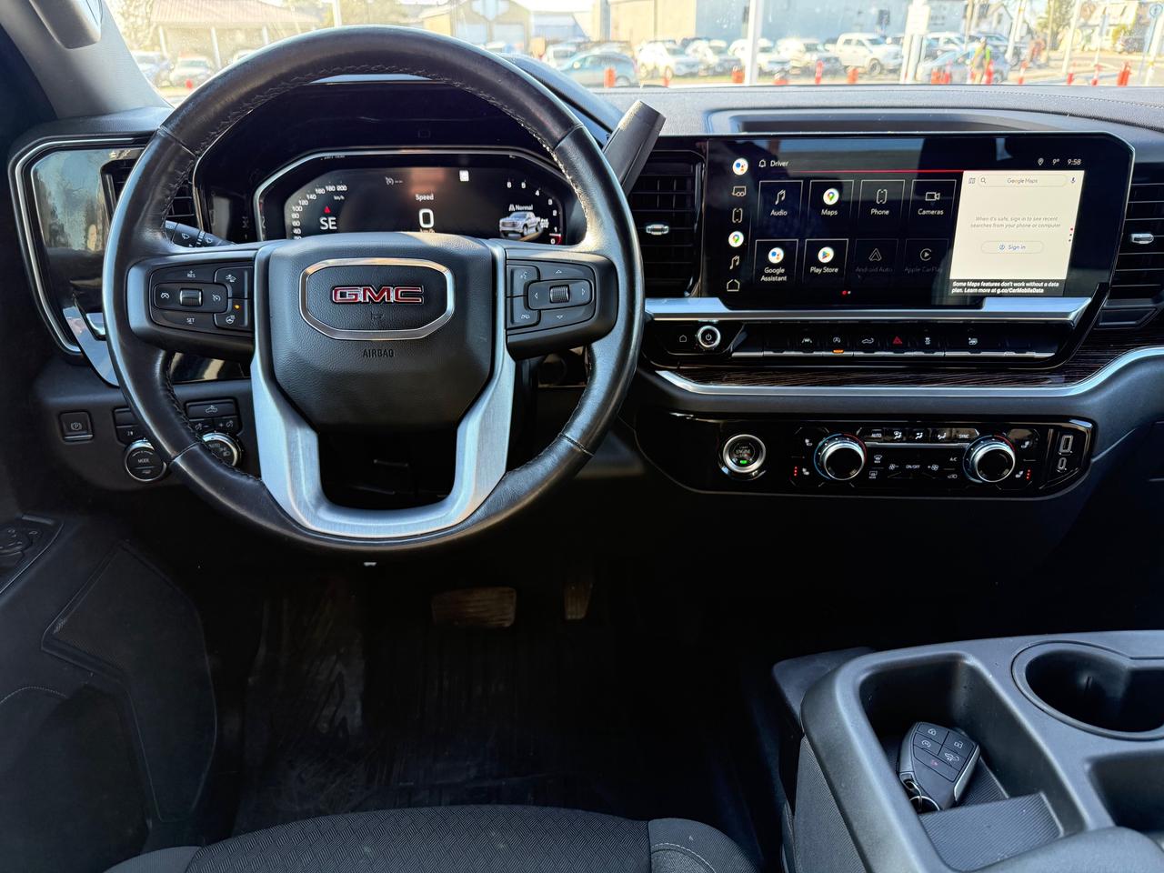 2022 GMC Sierra 1500 SLE Heated Steering and Seats! Photo