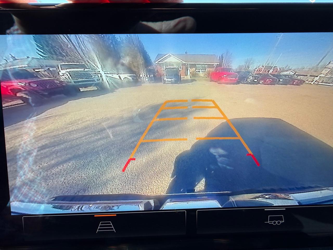 2022 GMC Sierra 1500 SLE Heated Steering and Seats! Photo