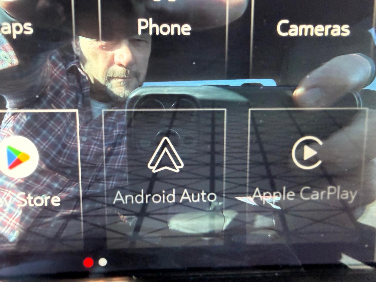 2022 GMC Sierra 1500 SLE Heated Steering and Seats! Photo