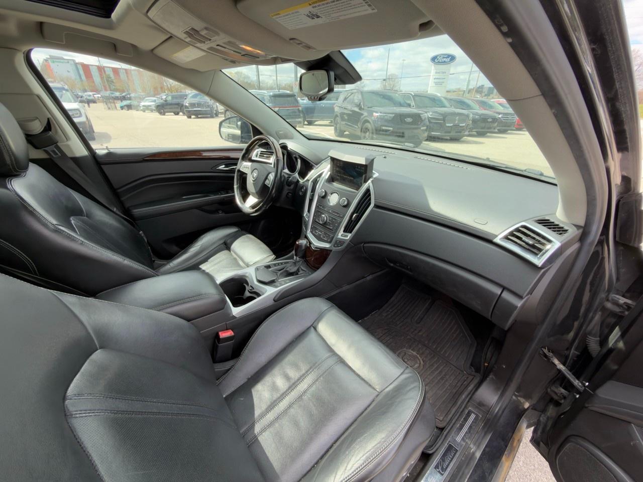 2012 Cadillac SRX Premium Collection REAR MEDIA SCREENS|ACCIDENT FREE| 14 SERVICE RECOR Photo