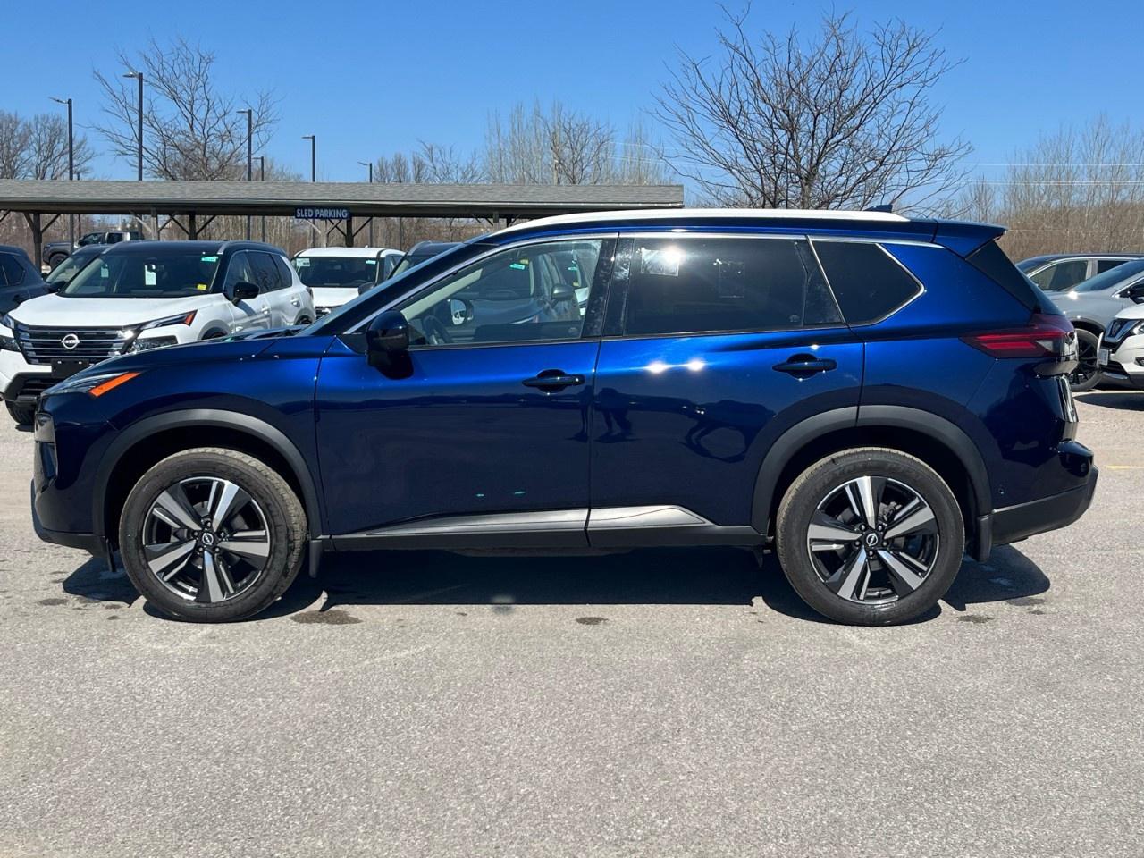 2024 Nissan Rogue AWD SL Photo4