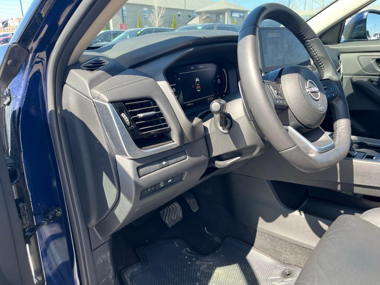 2024 Nissan Rogue AWD SL Photo