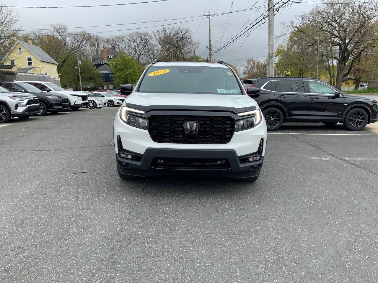 2022 Honda Passport Touring Photo2