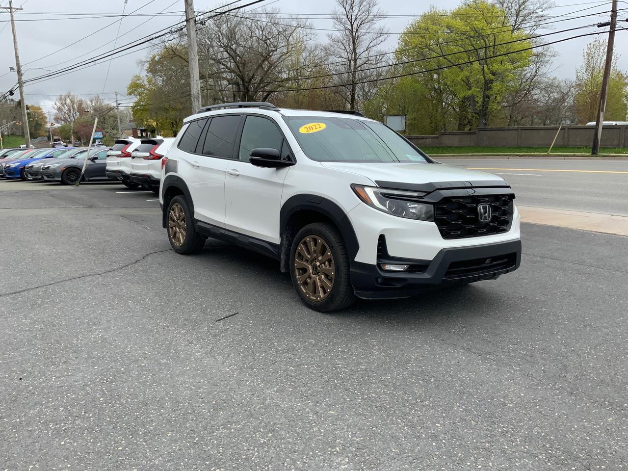 2022 Honda Passport Touring Photo3