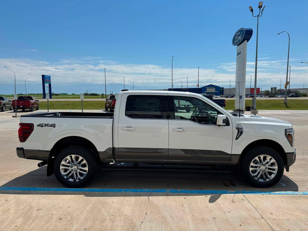 2026 Ford F-150 King Ranch 4WD SuperCrew 5.5' Box Photo3
