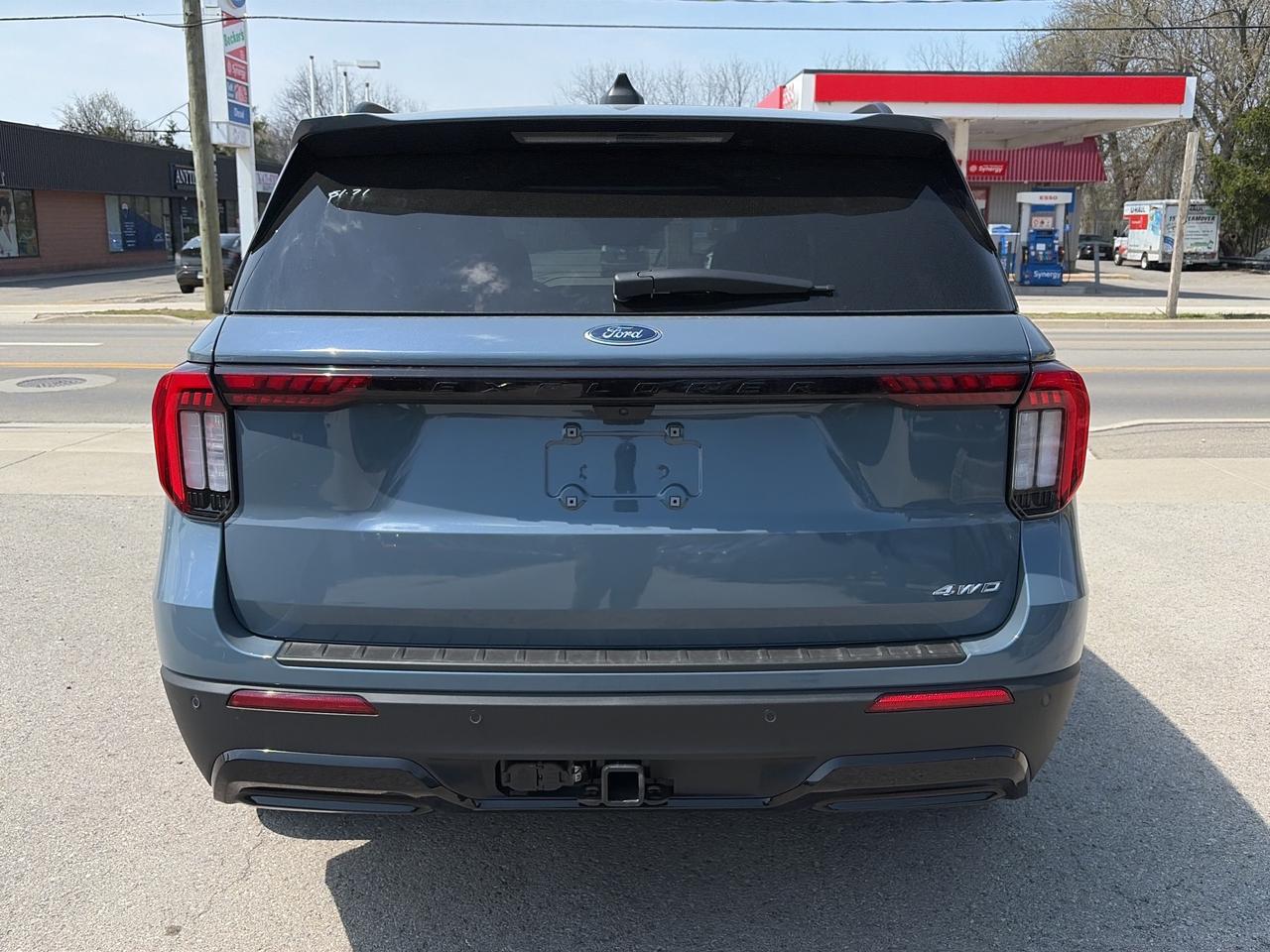 2026 Ford Explorer ST-Line 4WD Photo