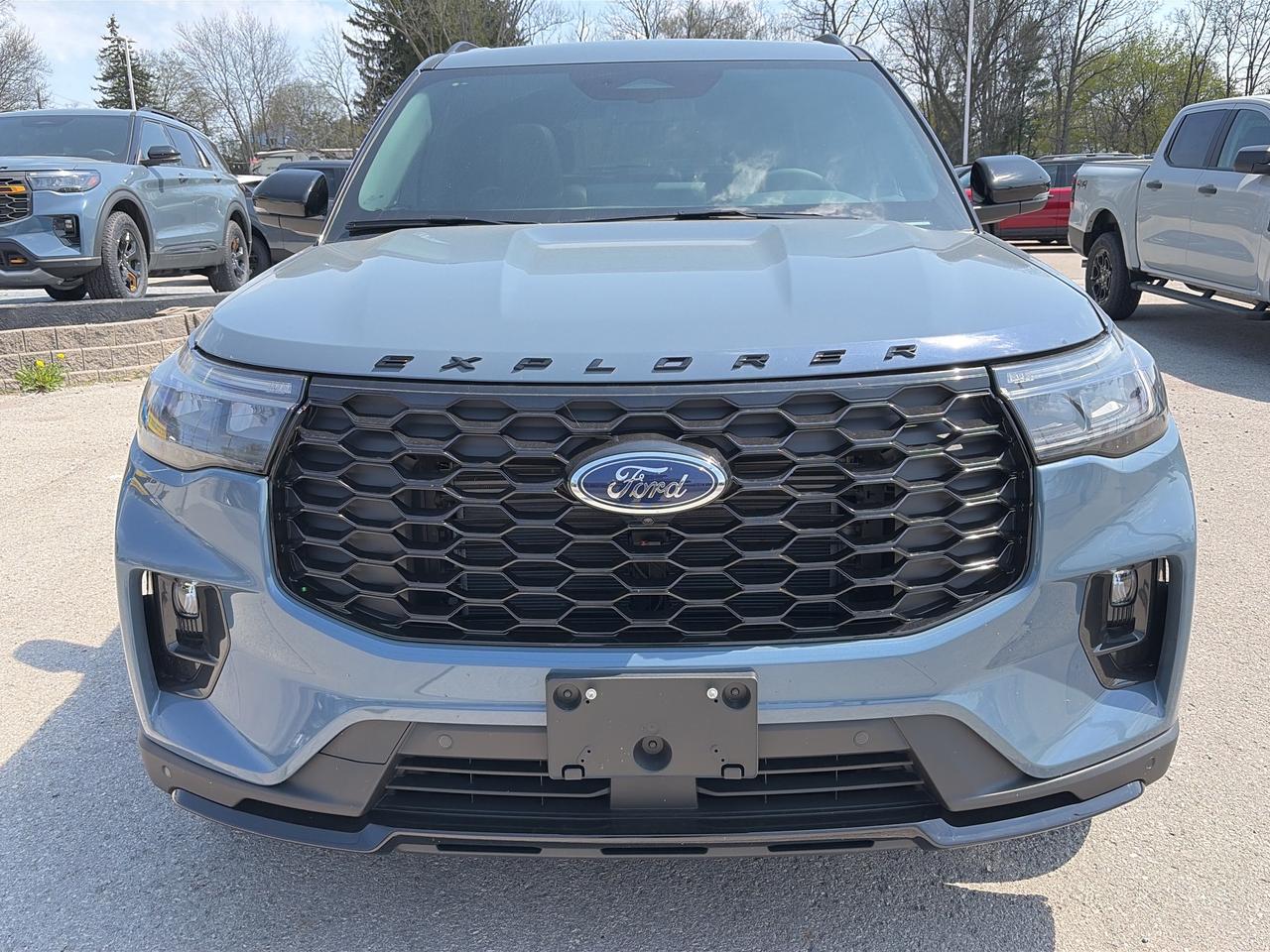 2026 Ford Explorer ST-Line 4WD Photo