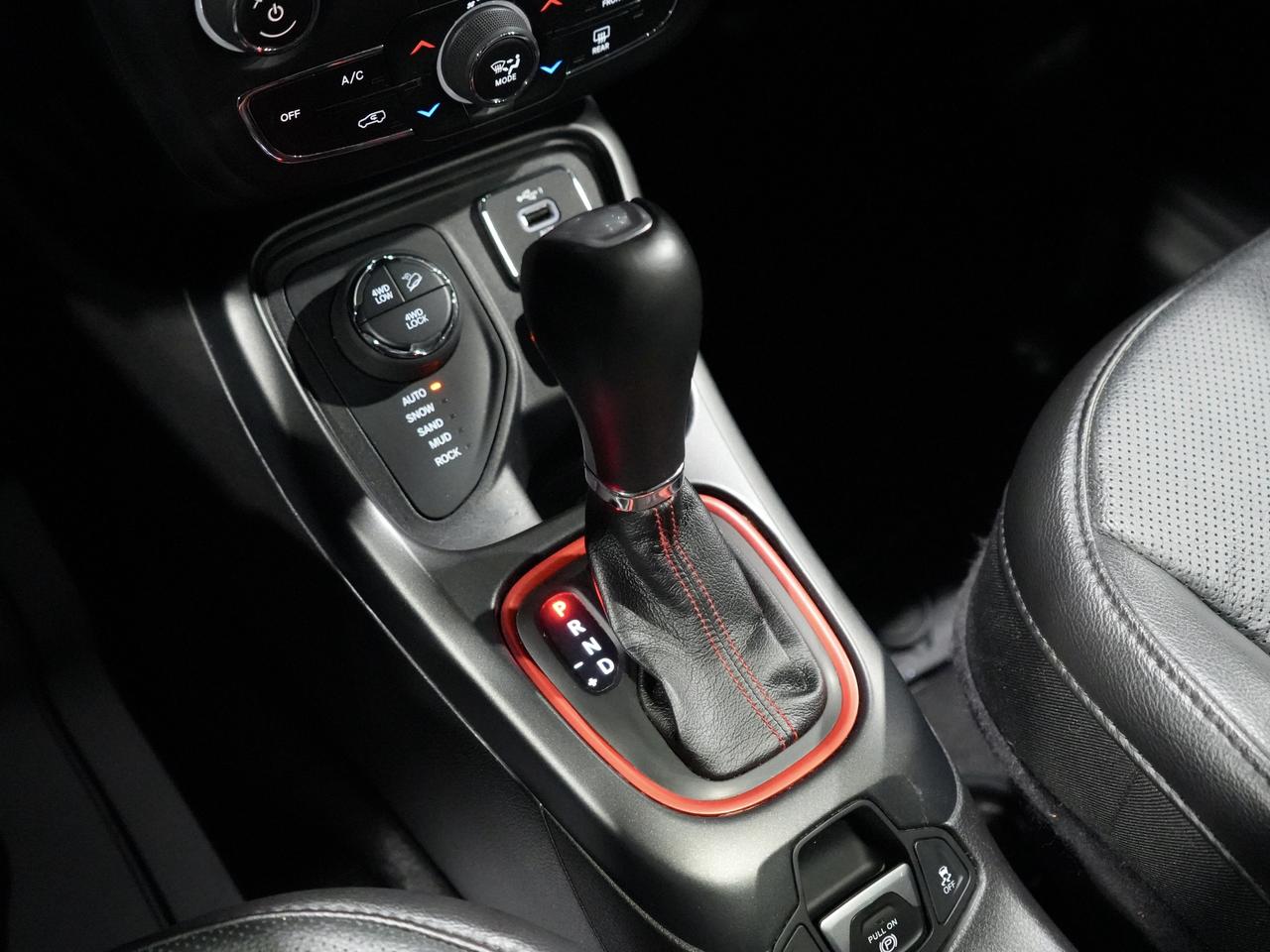 2021 Jeep Compass Trailhawk Elite 4x4|PANO|NAV|CAM|NO ACCIDENTS Photo