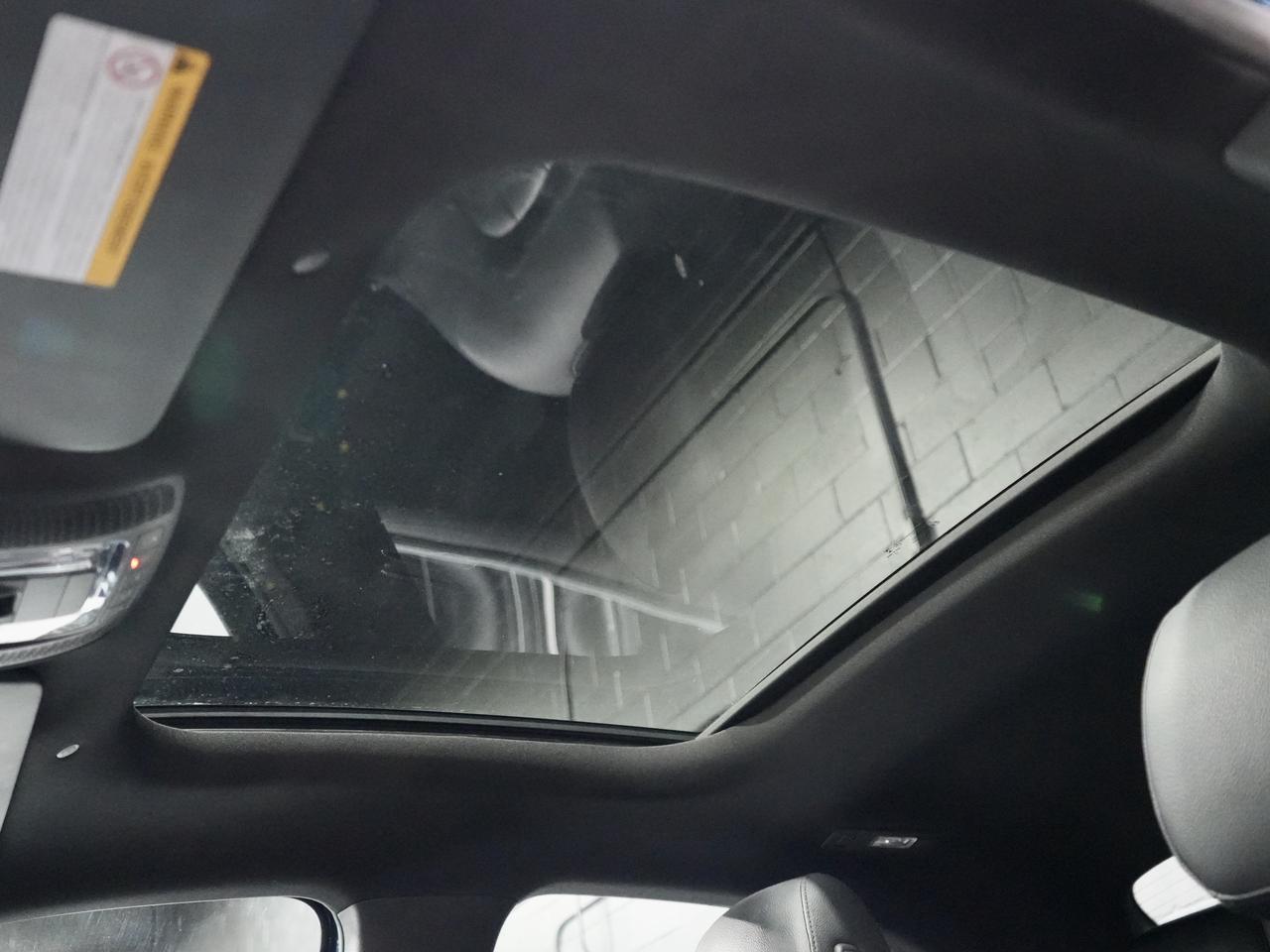 2020 Mercedes-Benz A-Class A 220|ROOF|NAV|DRIVE ASSIST|NO ACCIDENT|DENIM BLUE Photo