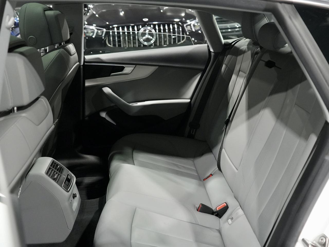2021 Audi A5 Sportback Technik 2.0 TFSI quattro Photo