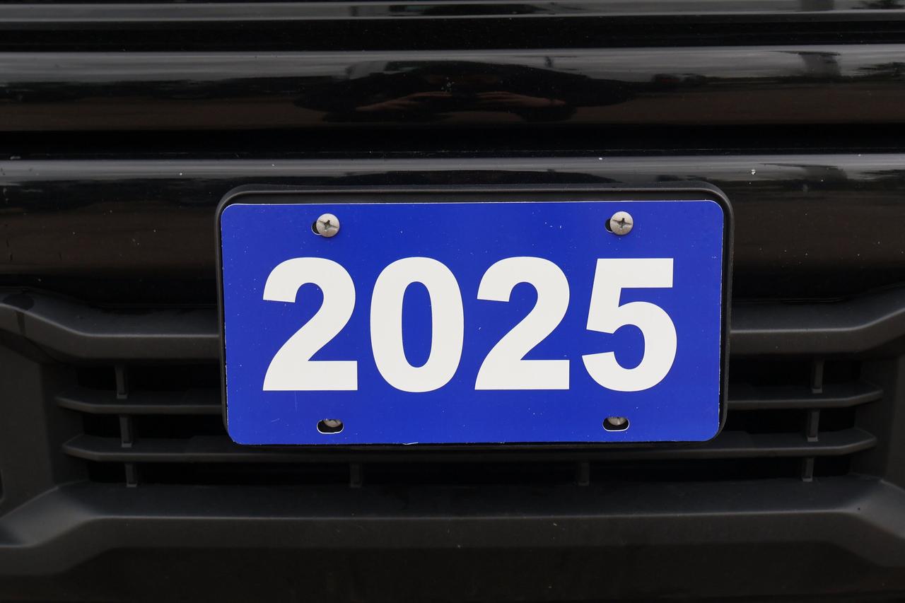 2025 GMC Sierra 1500 Elevation | | Keyless Start | Photo