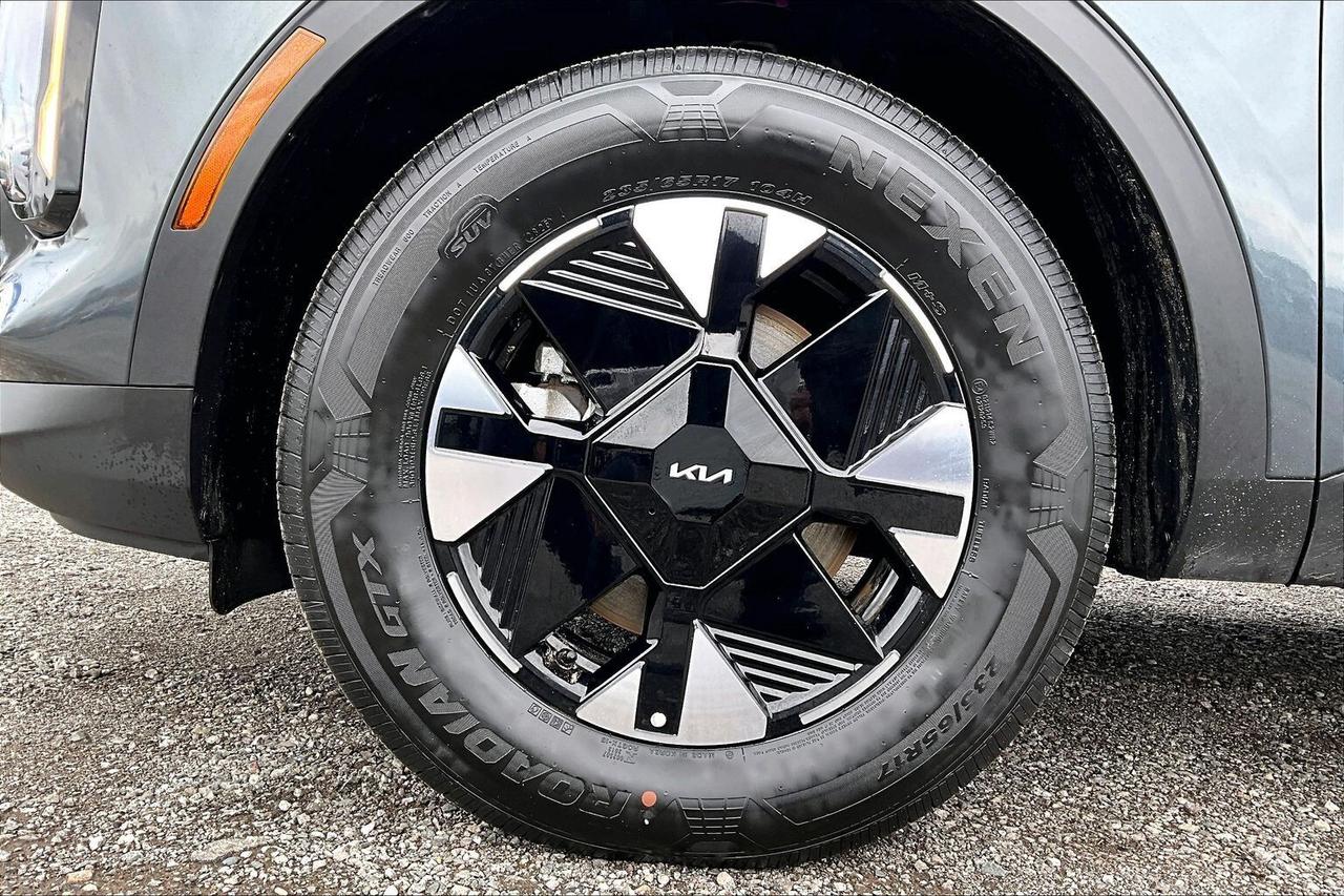 2026 Kia Sportage Hybrid Hybrid EX | Heated Seats | SafetyTech | AWD Photo