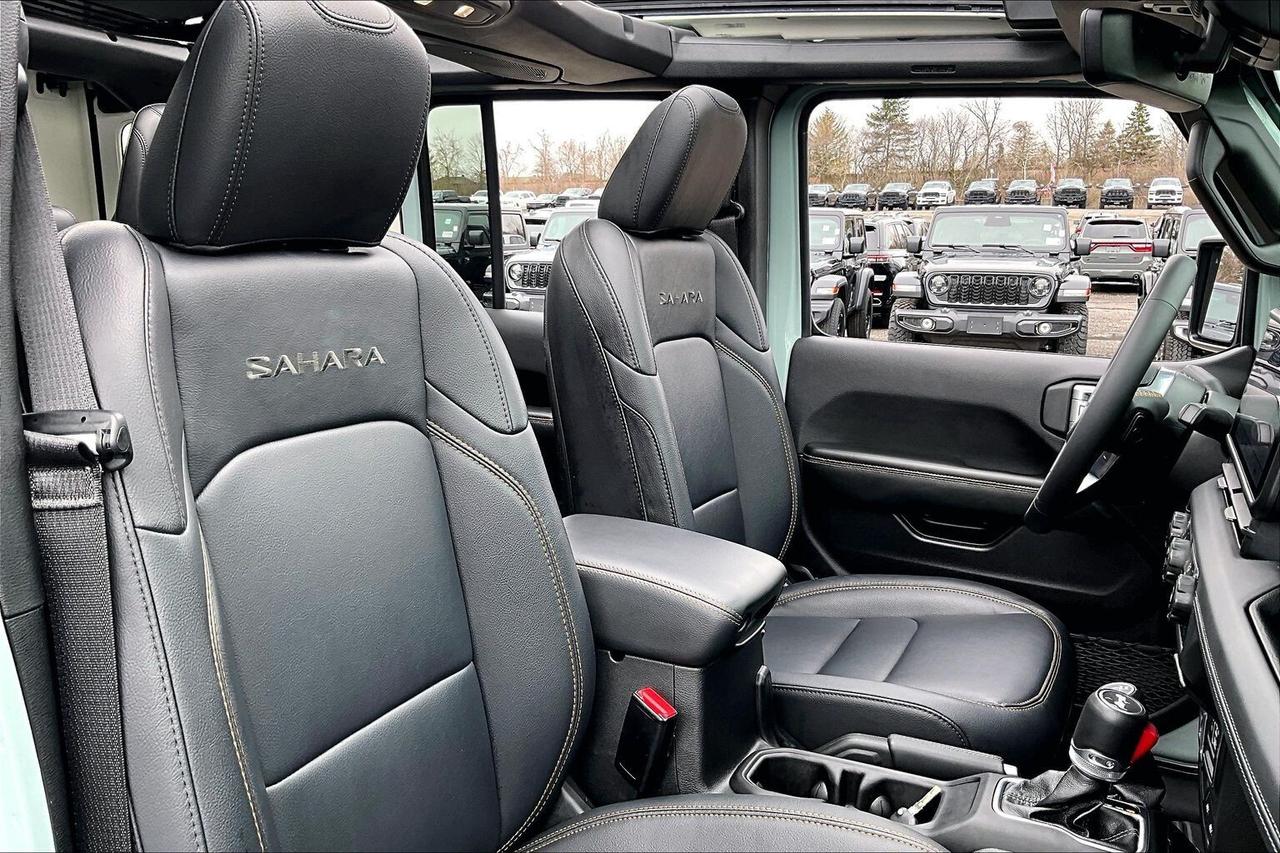 2024 Jeep Wrangler Sahara | Skytop | Leather | Alpine | Tow Pkg | 4X4 Photo