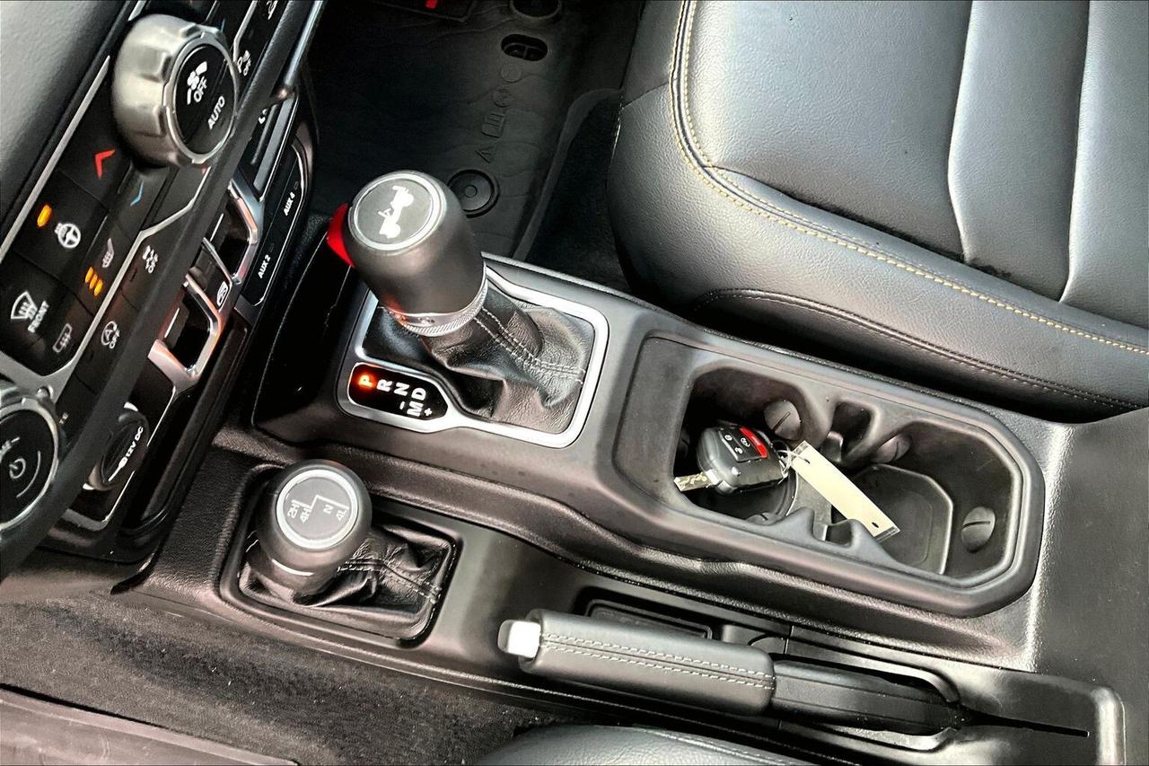 2024 Jeep Wrangler Sahara | Skytop | Leather | Alpine | Tow Pkg | 4X4 Photo