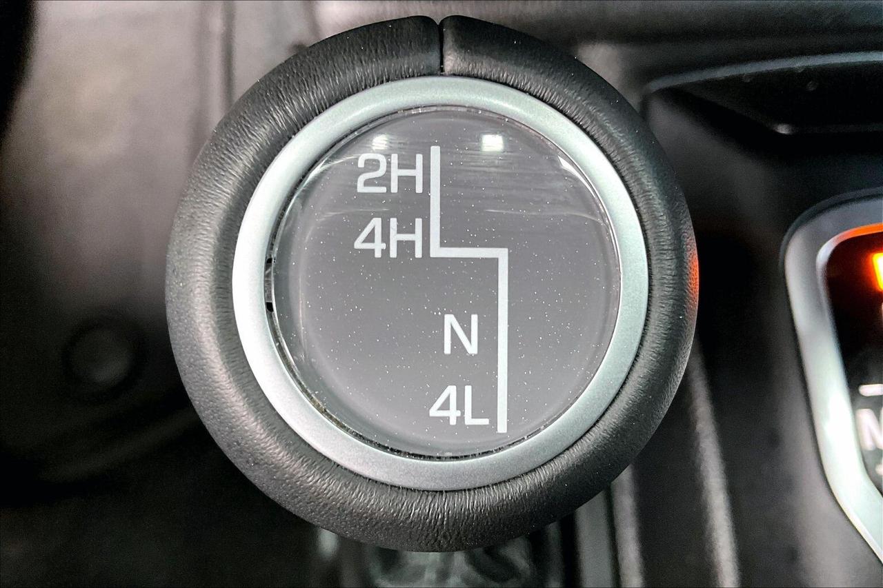 2024 Jeep Wrangler Sahara | Skytop | Leather | Alpine | Tow Pkg | 4X4 Photo