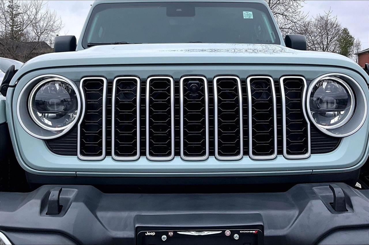 2024 Jeep Wrangler Sahara | Skytop | Leather | Alpine | Tow Pkg | 4X4 Photo