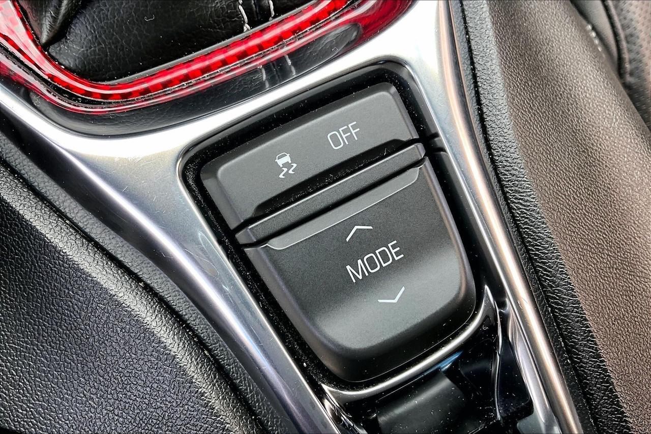 2019 Chevrolet Camaro 2LT RS Package | Vented Leather | Sunroof | RWD Photo