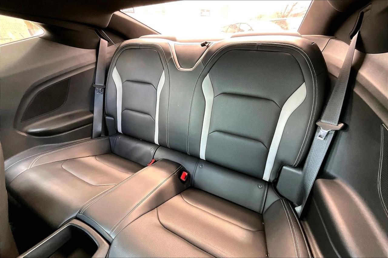 2019 Chevrolet Camaro 2LT RS Package | Vented Leather | Sunroof | RWD Photo
