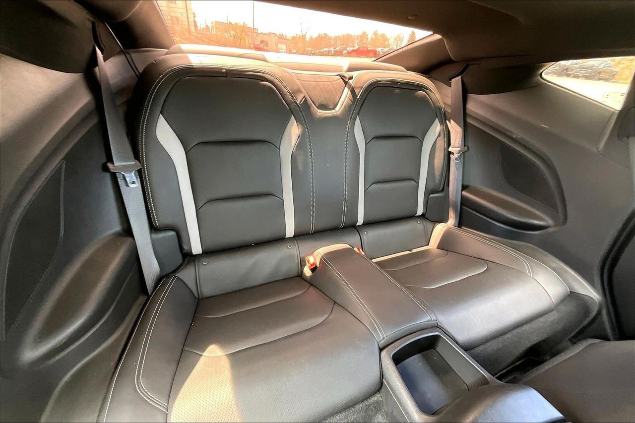 2019 Chevrolet Camaro 2LT RS Package | Vented Leather | Sunroof | RWD Photo