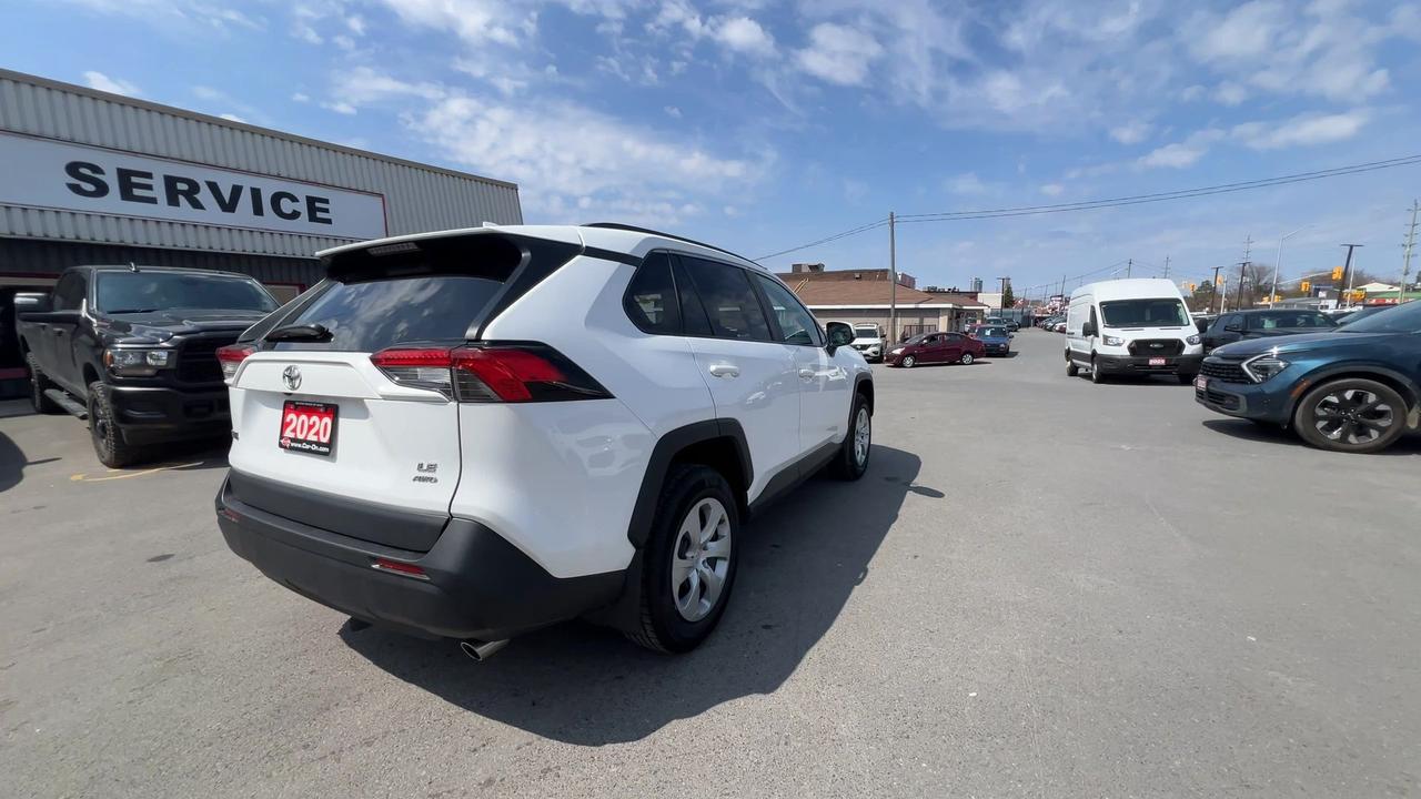 2020 Toyota RAV4 AWD | LOW KMS! |HTD SEATS | CARPLAY |ADAPT. CRUISE Photo