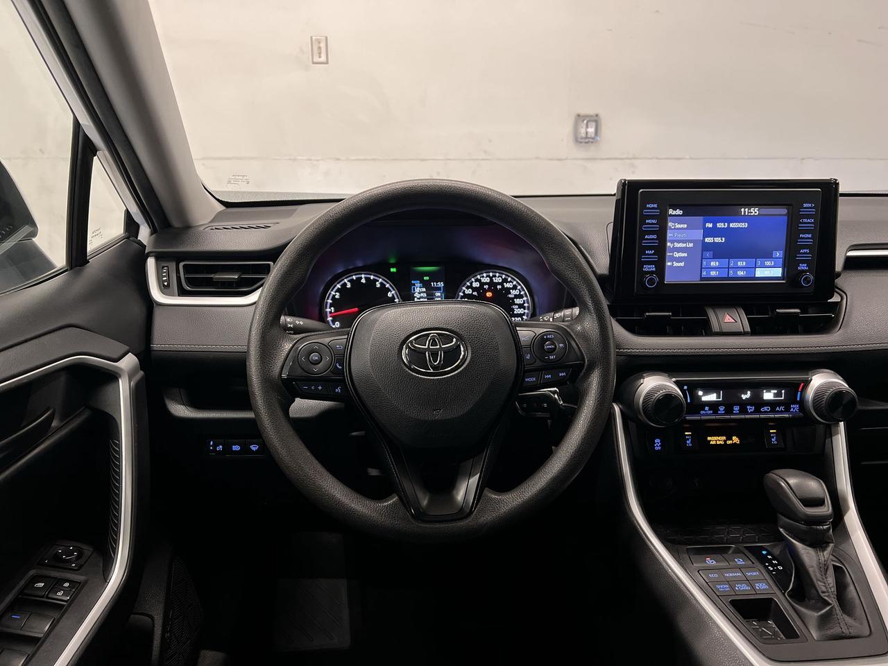 2020 Toyota RAV4 AWD | LOW KMS! |HTD SEATS | CARPLAY |ADAPT. CRUISE Photo