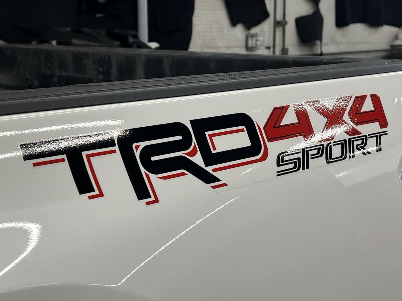 2023 Toyota Tacoma TRD SPORT 4X4 | DBL CAB |HTD SEATS | CARPLAY | NAV Photo