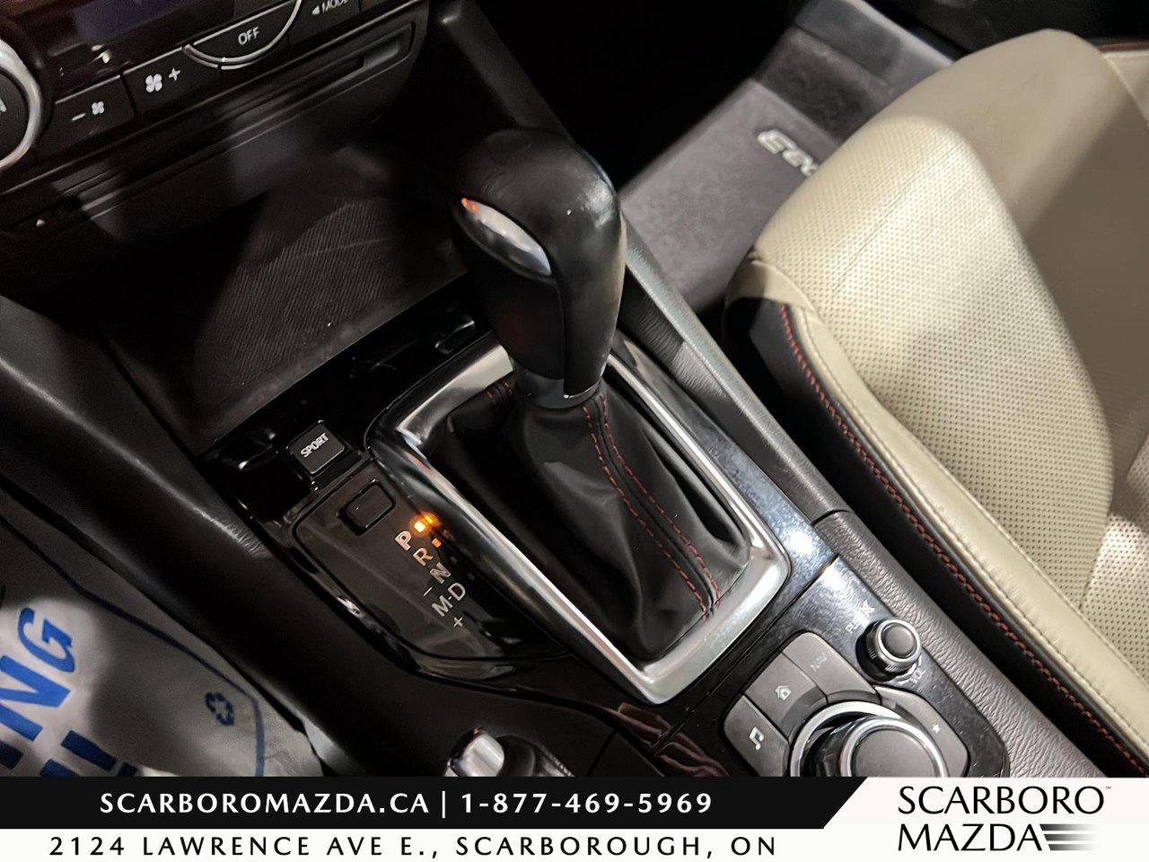 2016 Mazda MAZDA3 GT Photo
