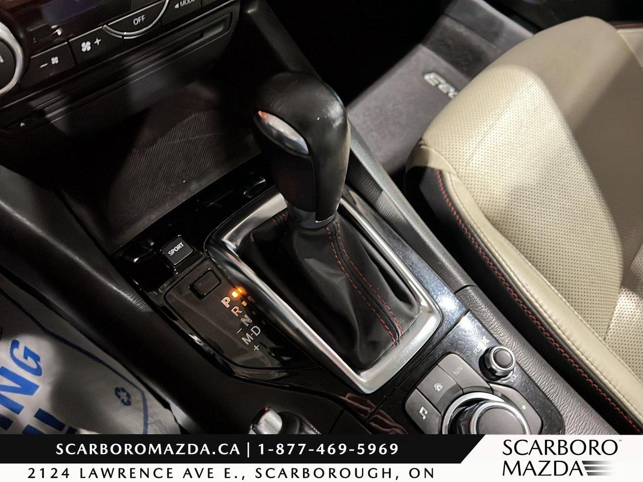 2016 Mazda MAZDA3 GT Photo