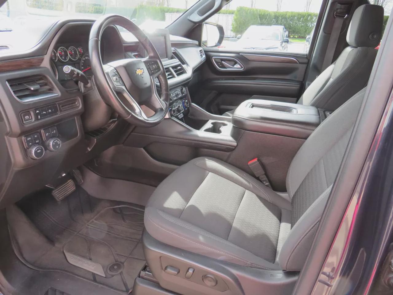 2023 Chevrolet Tahoe LS | Clean Carfax Report | 4wd | 8 Passenger | Remote Start | Android Auto and Apple Carplay | Reverse Camera | Photo